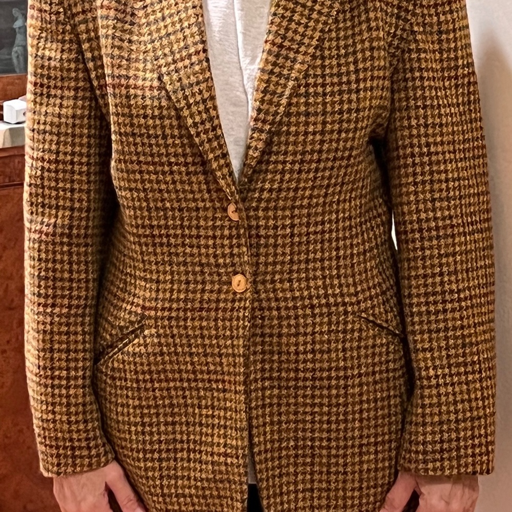 Classic wool tweed jacket size 6